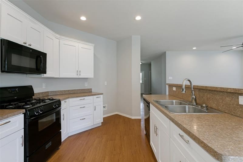 9128 Greene Drive, Providence Village TX 76227 - Photo 14
