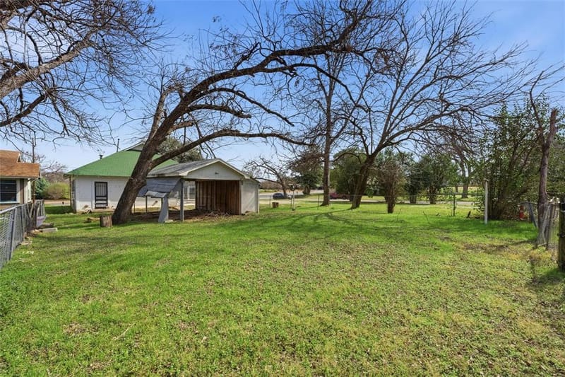 2012 N 5th Street, Waco TX 76708 - Photo 14