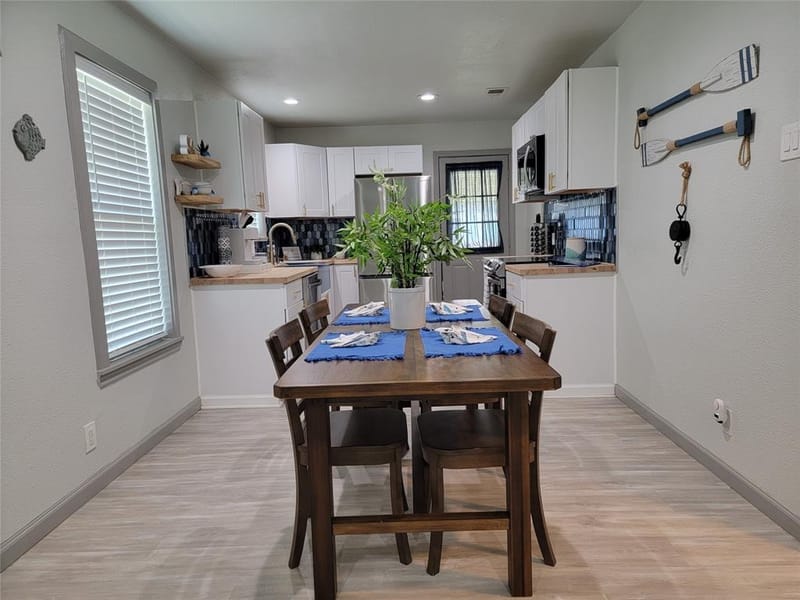 6601 Six J Court, Granbury TX 76049 - Photo 10