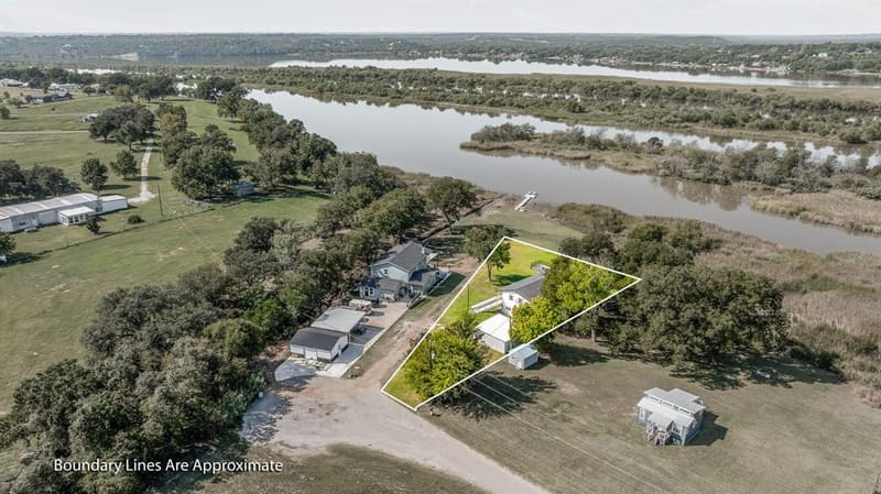 2520 Long Creek, Granbury TX 76049 - Photo 36