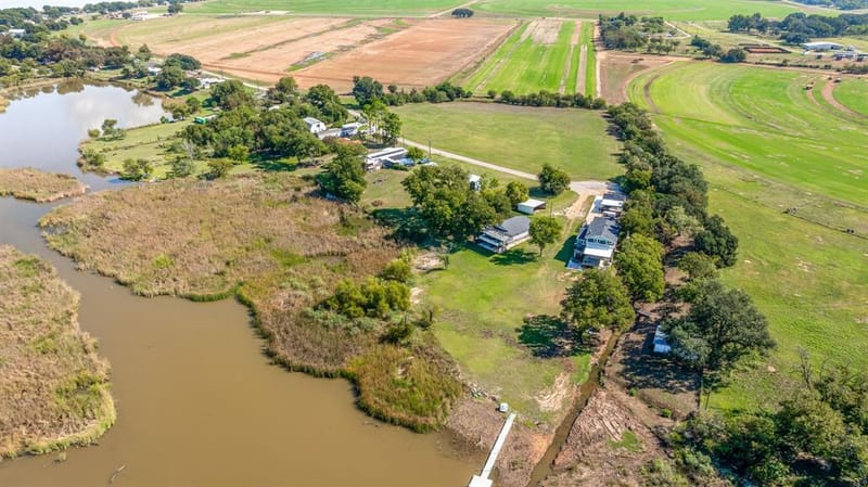 2520 Long Creek, Granbury TX 76049 - Photo 28