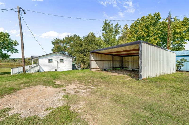 2520 Long Creek, Granbury TX 76049 - Photo 33