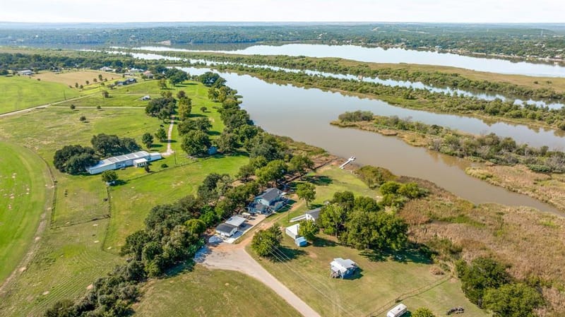 2520 Long Creek, Granbury TX 76049 - Photo 31