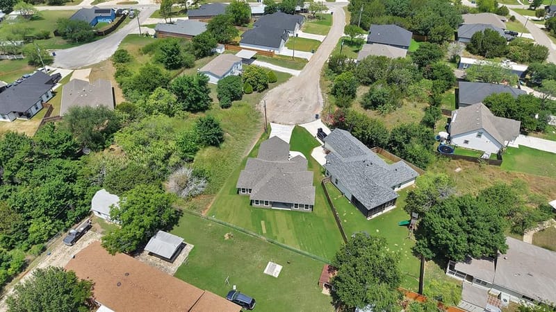 5115 Waterbury Court, Granbury TX 76048 - Photo 7
