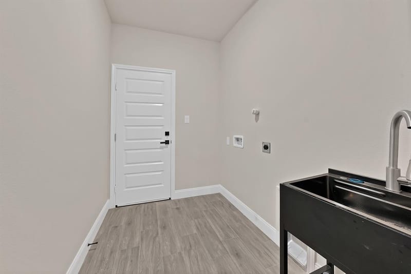 5115 Waterbury Court, Granbury TX 76048 - Photo 33