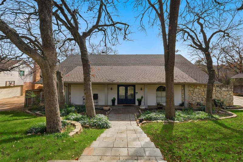 2703 Chinquapin Oak Lane, Arlington TX 76012 - Photo 20