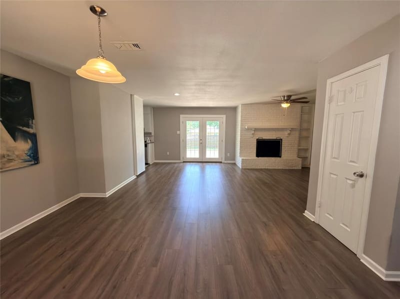 900 Prestwick Street, Bedford TX 76022 - Photo 4