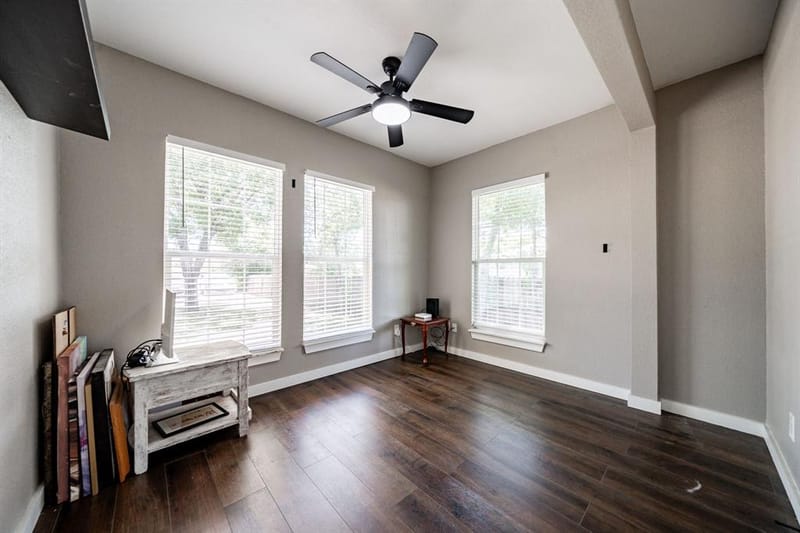 1920 S 18th Street, Waco TX 76706 - Photo 9
