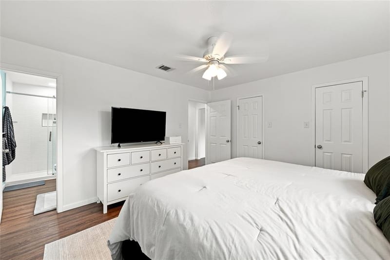 308 Oakwood Lane, Hewitt TX 76643 - Photo 13