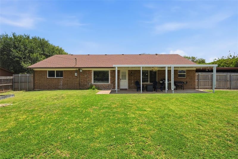308 Oakwood Lane, Hewitt TX 76643 - Photo 20