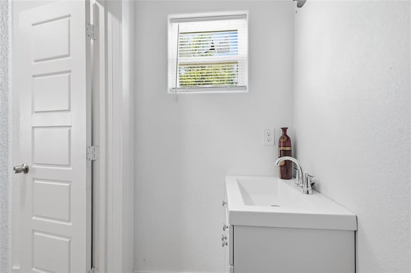 1403 S Marsalis Avenue, Dallas TX 75216 - Photo 16