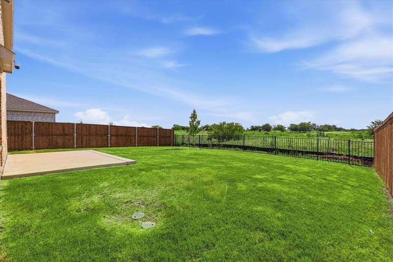 7114 Amber Barn Avenue, Pilot Point TX 76258 - Photo 27