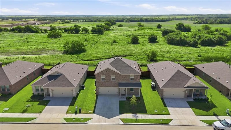 7114 Amber Barn Avenue, Pilot Point TX 76258 - Photo 29