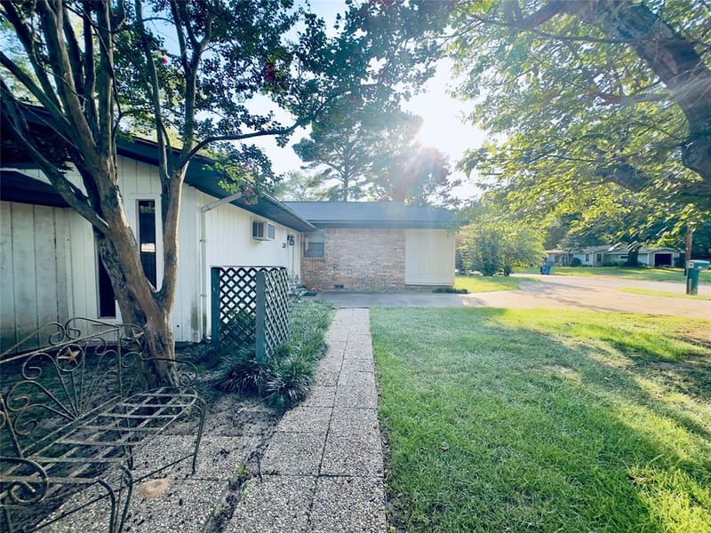 230 Scenic Loop, Hawkins TX 75765 - Photo 2