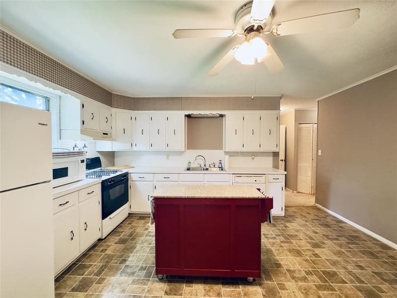 230 Scenic Loop, Hawkins TX 75765 - Photo 13