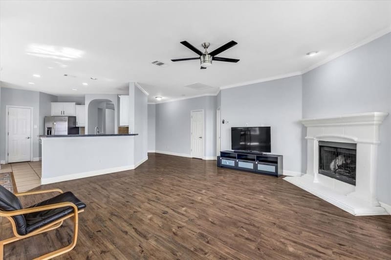 1124 Sunderland Lane, Fort Worth TX 76134 - Photo 14