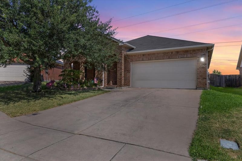 1124 Sunderland Lane, Fort Worth TX 76134 - Photo 35