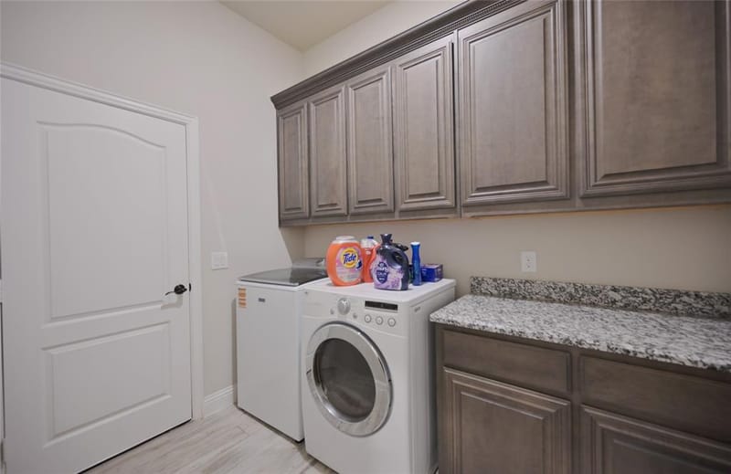213 Oakcrest Drive, Justin TX 76247 - Photo 22