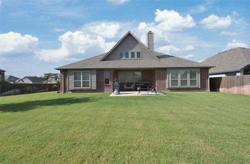 213 Oakcrest Drive, Justin TX 76247 - Photo 34