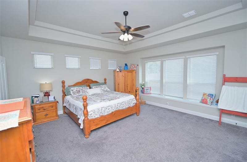 213 Oakcrest Drive, Justin TX 76247 - Photo 25