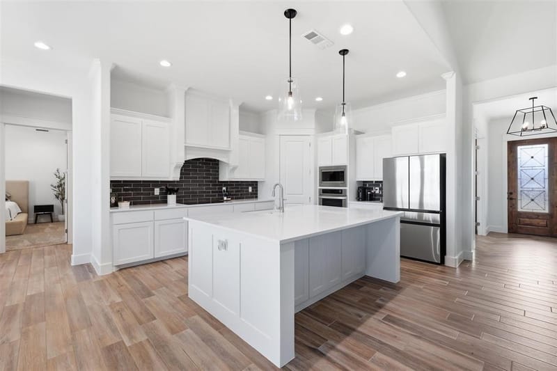901 Medaris Way, Azle TX 76020 - Photo 16