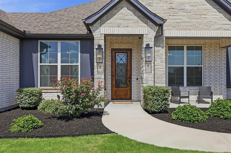 901 Medaris Way, Azle TX 76020 - Photo 5