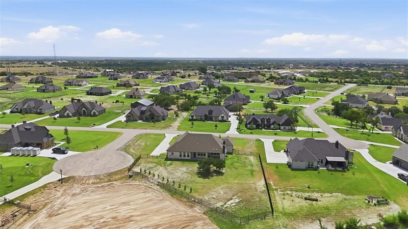901 Medaris Way, Azle TX 76020 - Photo 38