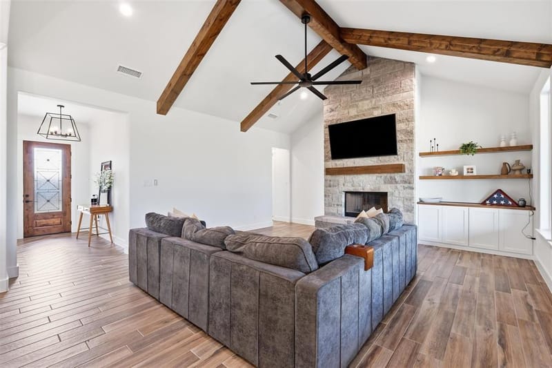 901 Medaris Way, Azle TX 76020 - Photo 10
