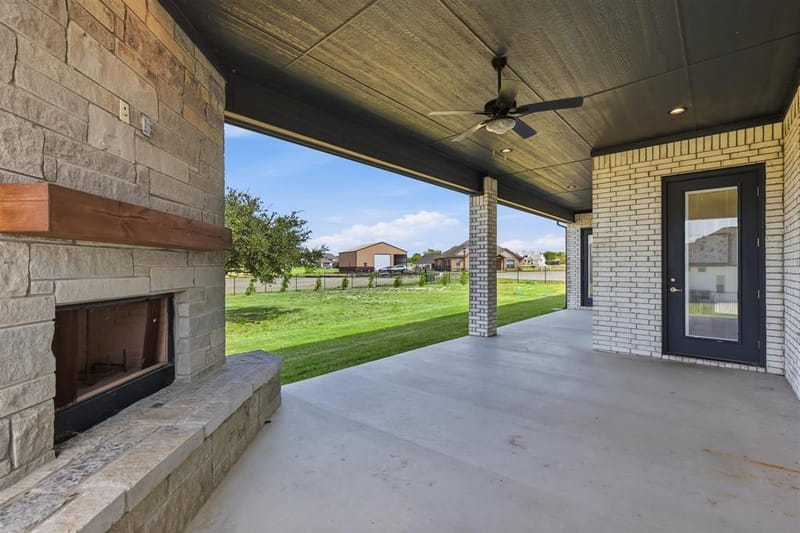 901 Medaris Way, Azle TX 76020 - Photo 31