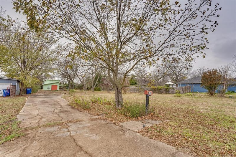 1002 S Main Street, Farmersville TX 75442 - Photo 17