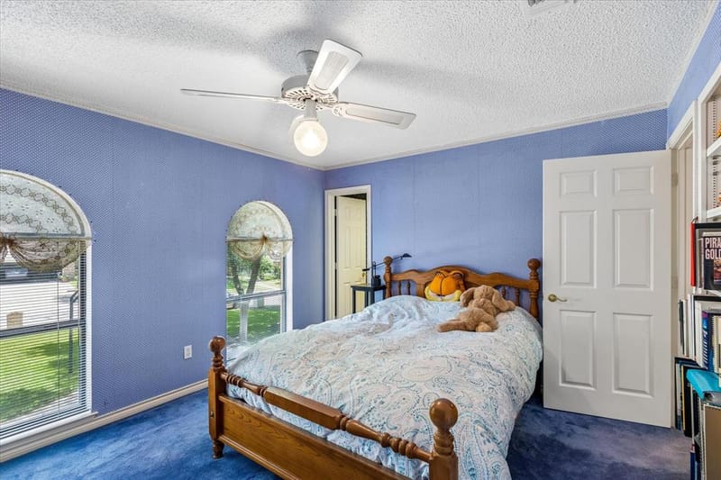 833 Kingston Drive, Mansfield TX 76063 - Photo 17