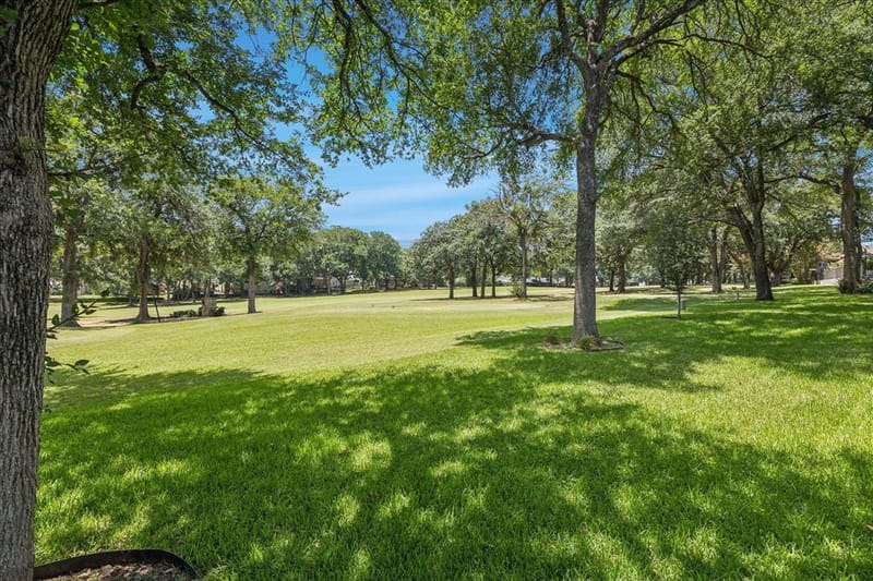 833 Kingston Drive, Mansfield TX 76063 - Photo 25