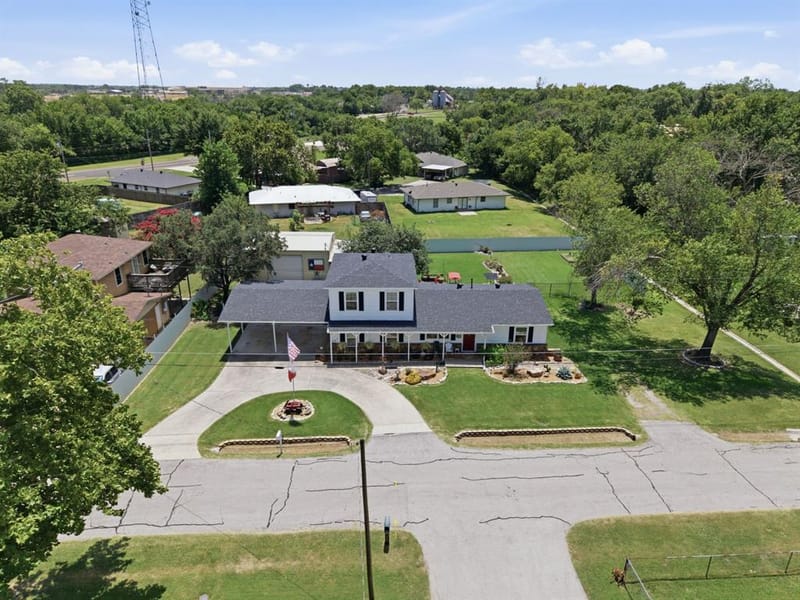 206 E North Street, Aubrey TX 76227 - Photo 40