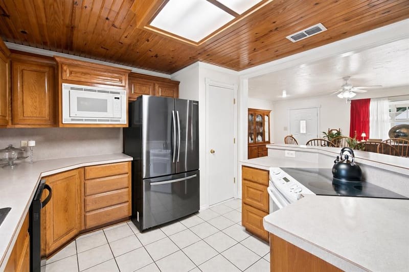 206 E North Street, Aubrey TX 76227 - Photo 8