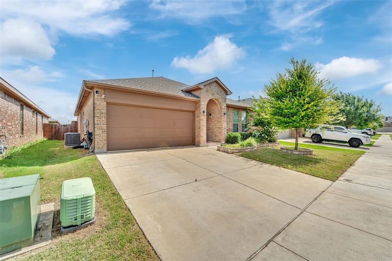 1129 Metaline Trail, Fort Worth TX 76177 - Photo 2