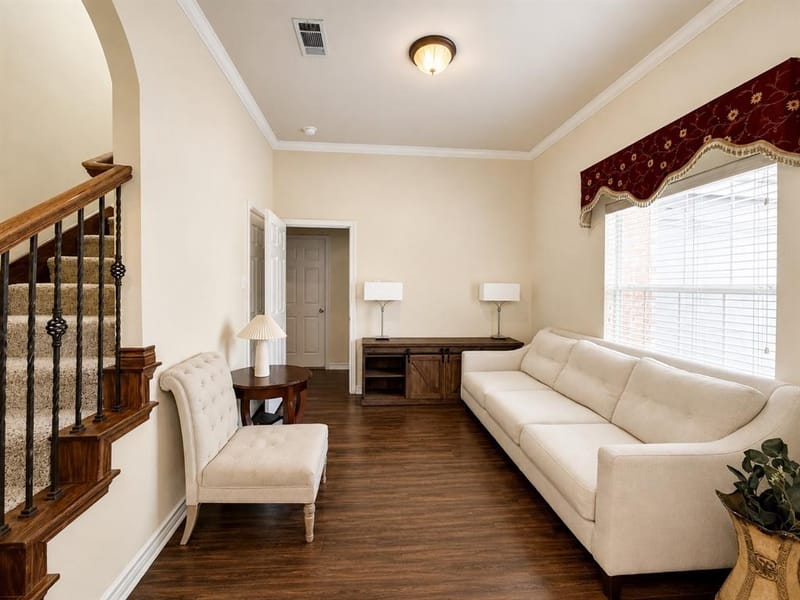 2201 Trickling Creek Drive, Garland TX 75041 - Photo 6