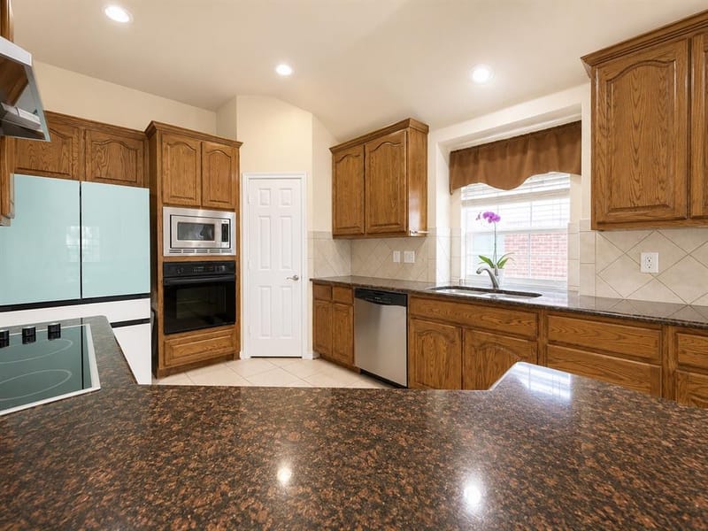 2201 Trickling Creek Drive, Garland TX 75041 - Photo 13