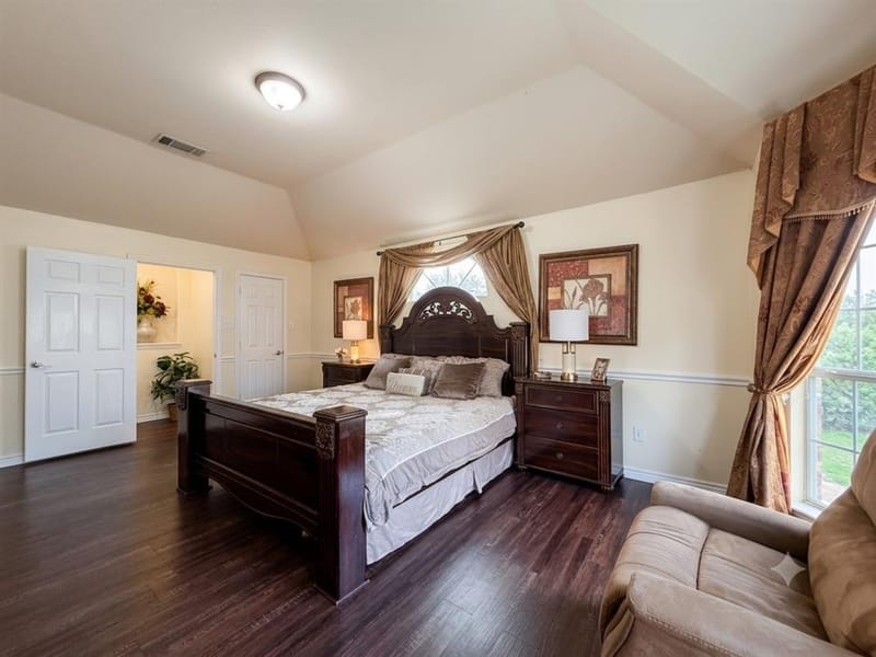 2201 Trickling Creek Drive, Garland TX 75041 - Photo 17
