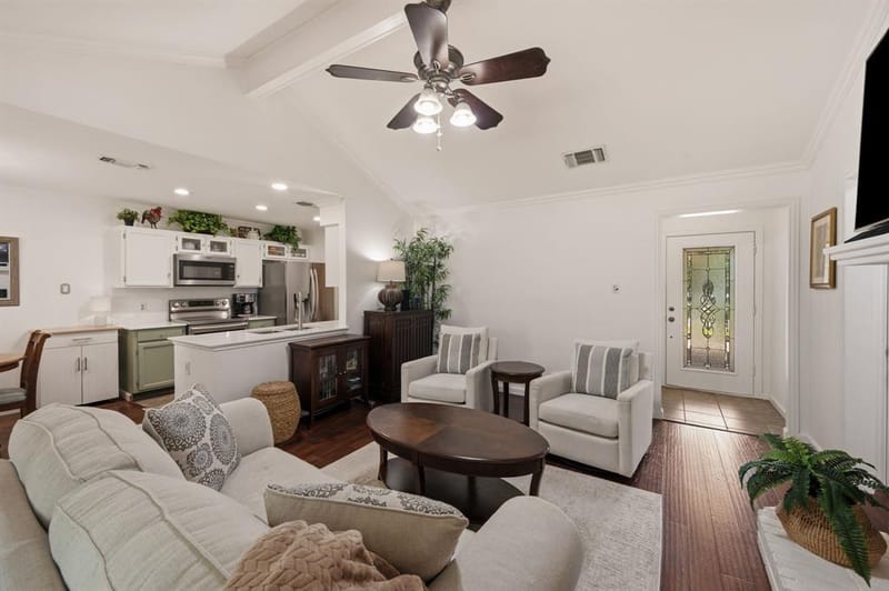 2507 Poppy Lane, Euless TX 76039 - Photo 7