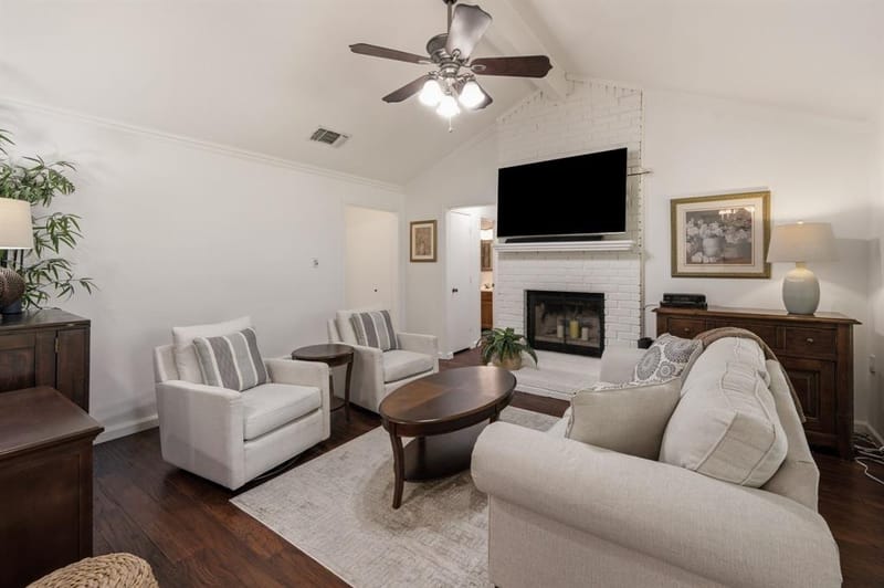 2507 Poppy Lane, Euless TX 76039 - Photo 8