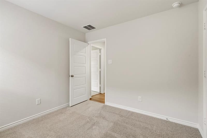 1705 Romans Road, Ennis TX 75119 - Photo 12