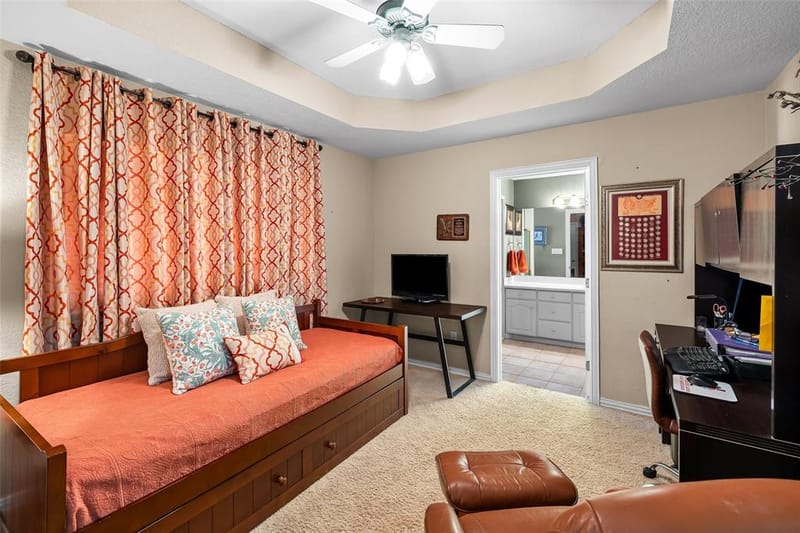5612 Equestrian Court, Granbury TX 76049 - Photo 27
