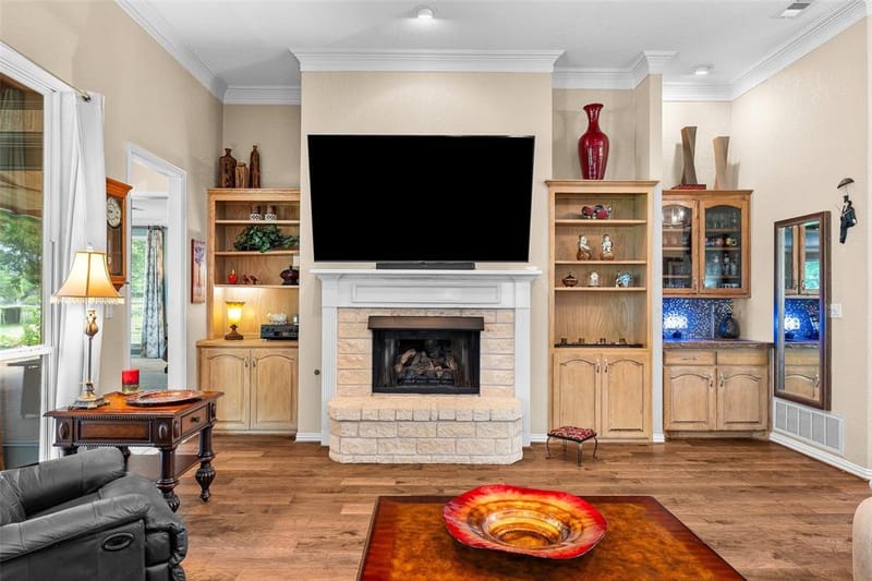 5612 Equestrian Court, Granbury TX 76049 - Photo 7