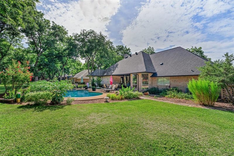 5612 Equestrian Court, Granbury TX 76049 - Photo 33