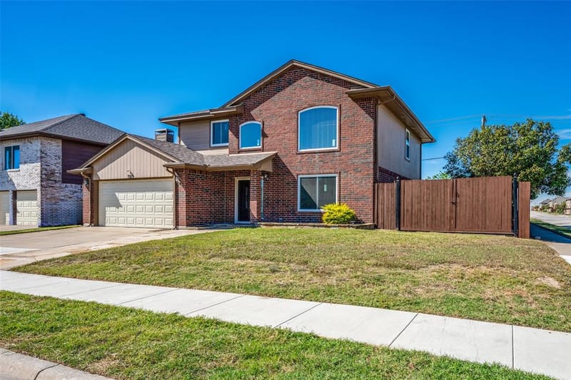 7029 Brookdale Drive, Watauga TX 76148 - Photo 2