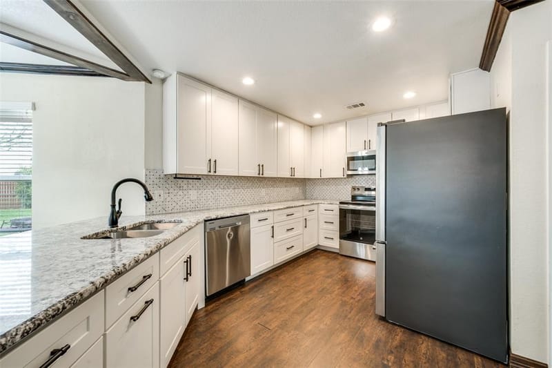 7029 Brookdale Drive, Watauga TX 76148 - Photo 6