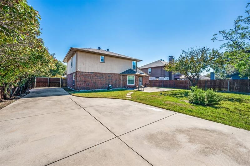 7029 Brookdale Drive, Watauga TX 76148 - Photo 25
