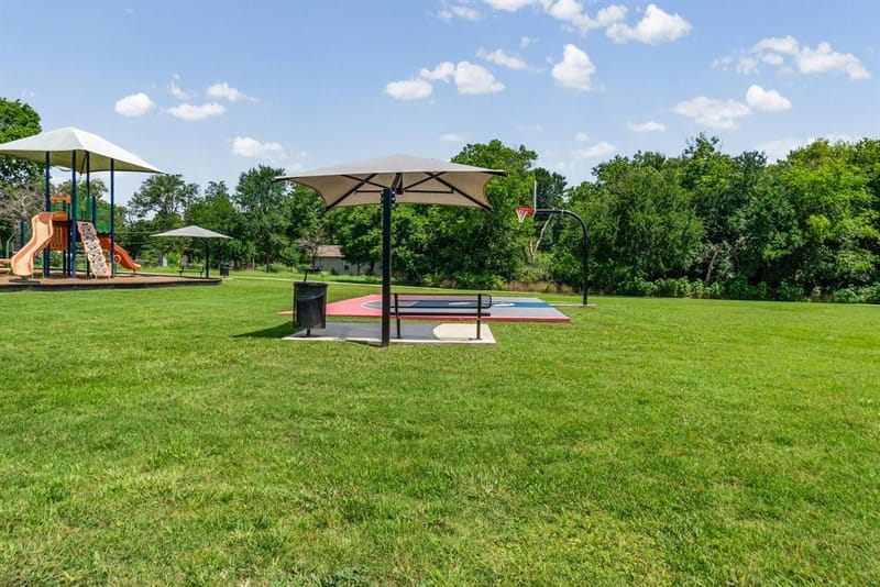 3611 Spencer Street, Greenville TX 75401 - Photo 28