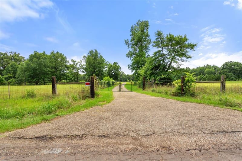 672 County Road 4960, Pittsburg TX 75686 - Photo 31