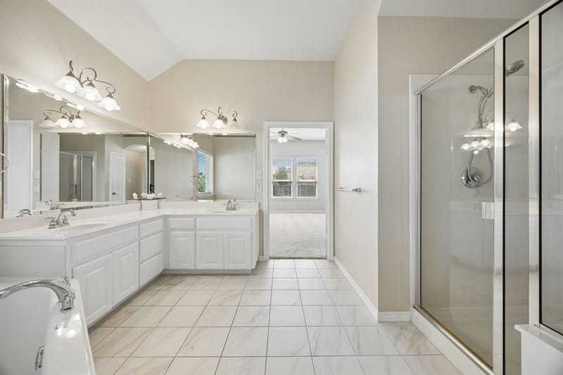 4201 Garden Path Lane, Mansfield TX 76063 - Photo 15